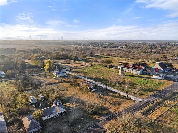 3rd image of Fm 709 Rd E