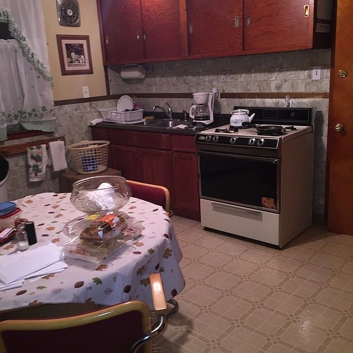 1st image of 30 Grattan St