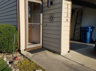 2136 Harbortown Cir, Champaign, IL 61821