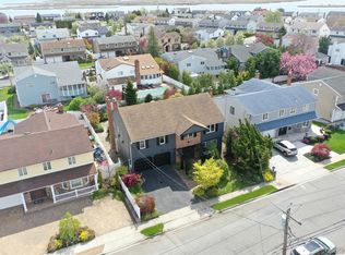 3935 Sally Lane, Oceanside, NY 11572