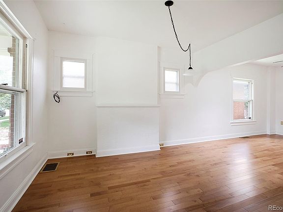 3rd image of 471 S Clarkson St