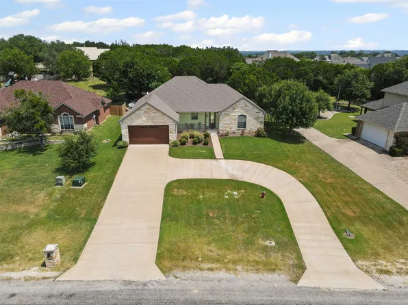 1950 Texas Dr, Glen Rose, TX 76043
