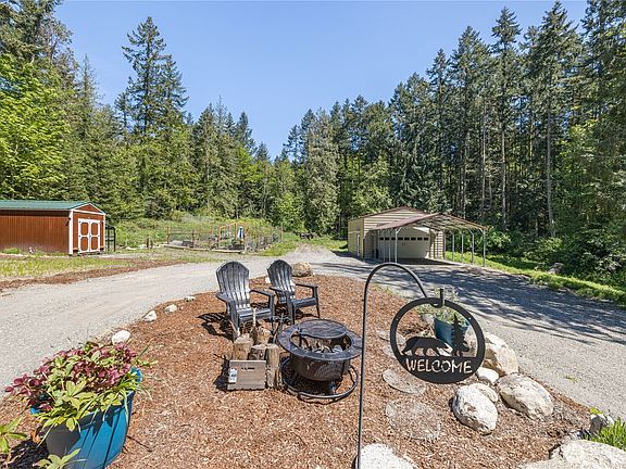3rd image of 193 Springwater Lane
