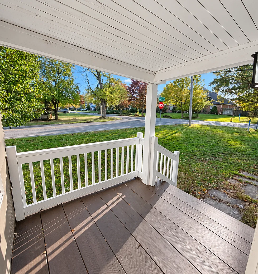 3 bed, 1016 sqft, $2,400 — Photo 3