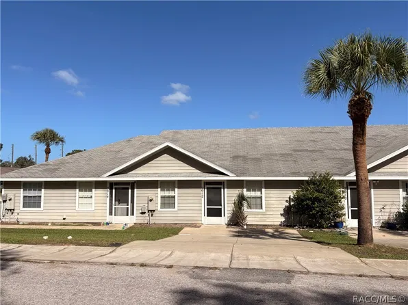 2012 Silverwood St, Inverness, FL 34453