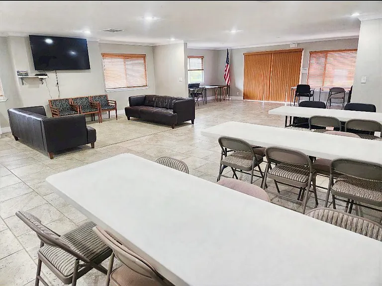 Clubhouse Entertainment Area (Residents Only