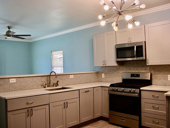 5th image of 1612 S Avenue M