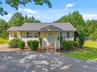 4635 Rainbow Lake Rd, Campobello, SC 29322