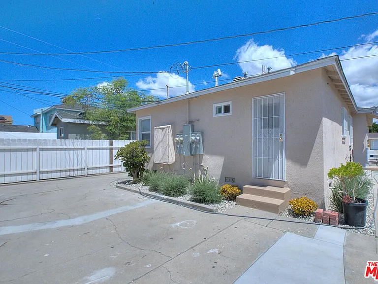 2820 Liberty Blvd #B — Photo 14