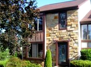 24 Kelly Ct, Hamilton, NJ 08690