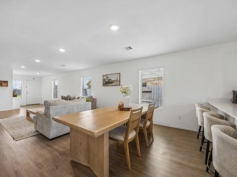 26810 Cenzontle Dr — Photo 8