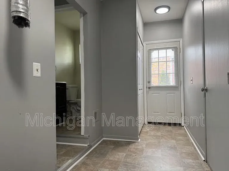 45299 Indian Creek Dr — Photo 9