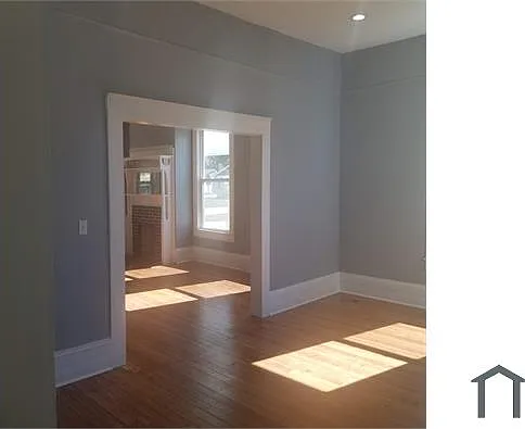 3122 Avenue R — Photo 7