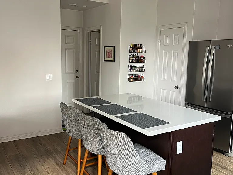 11824 Verona Ln — Photo 8