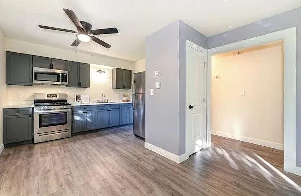 Sierra Court Apartments