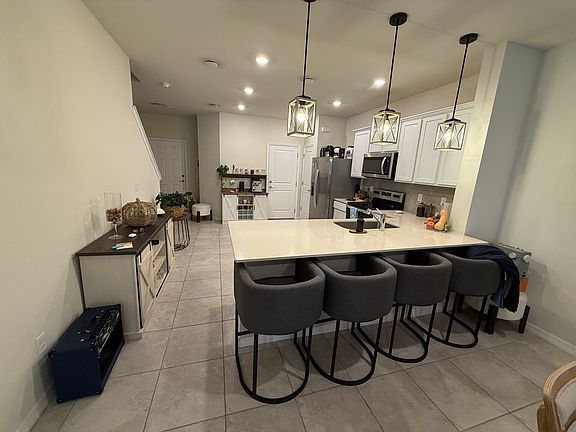 5th image of 4781 Sparkling Shell Ave