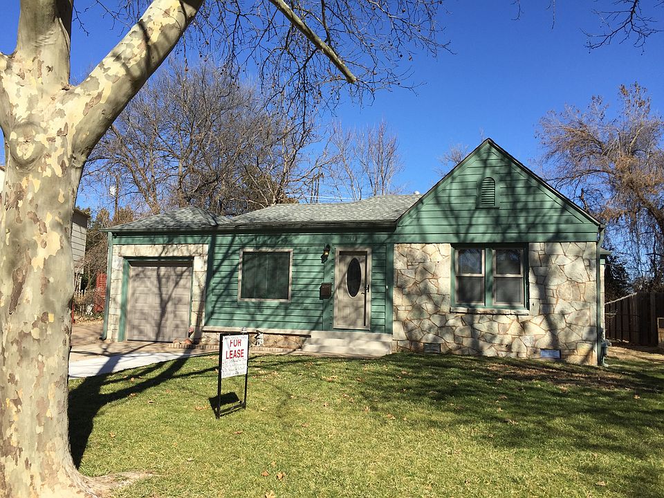 1st image of 1111 Woodlawn Pl