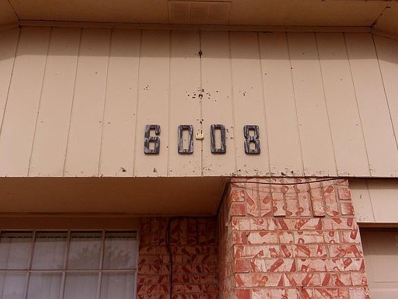 4th image of 6008 SW Park Ave