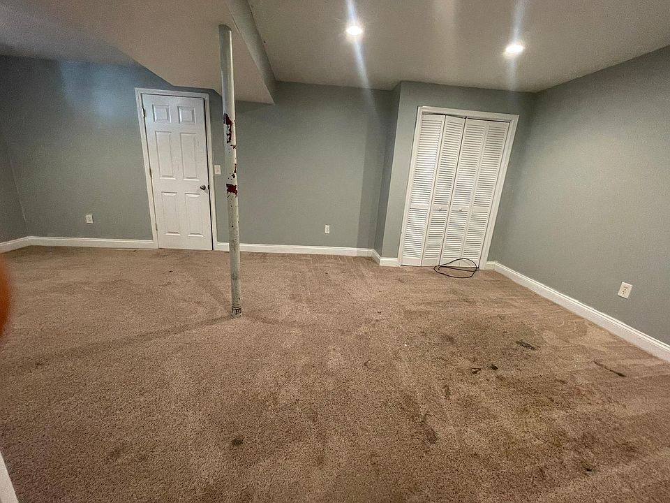 1st image of 1540 Hyde Park Ave