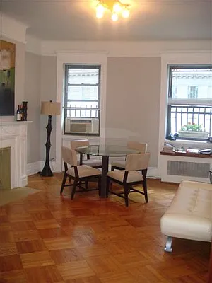 Rented by La Seven Inc. | media 49