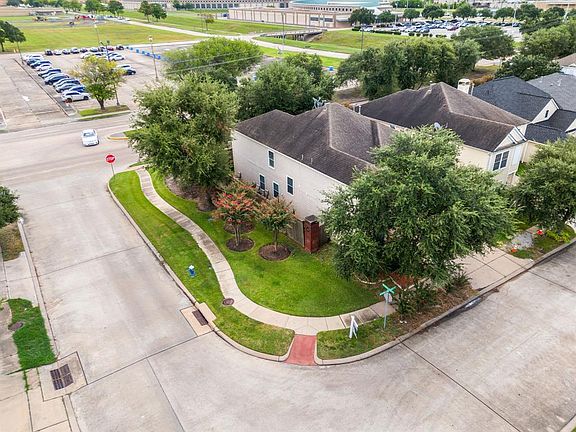 2nd image of 6503 E Bayberry Bend Circle Drive