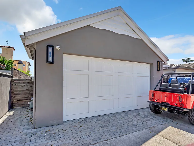 1127 Alameda Blvd — Photo 24