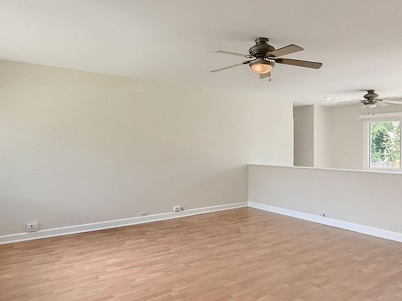 4th image of 5240 Ladd Ln