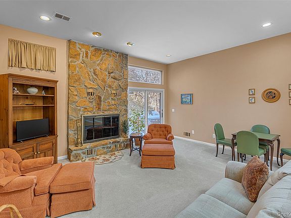 5th image of 51 Hidden Ridge Drive