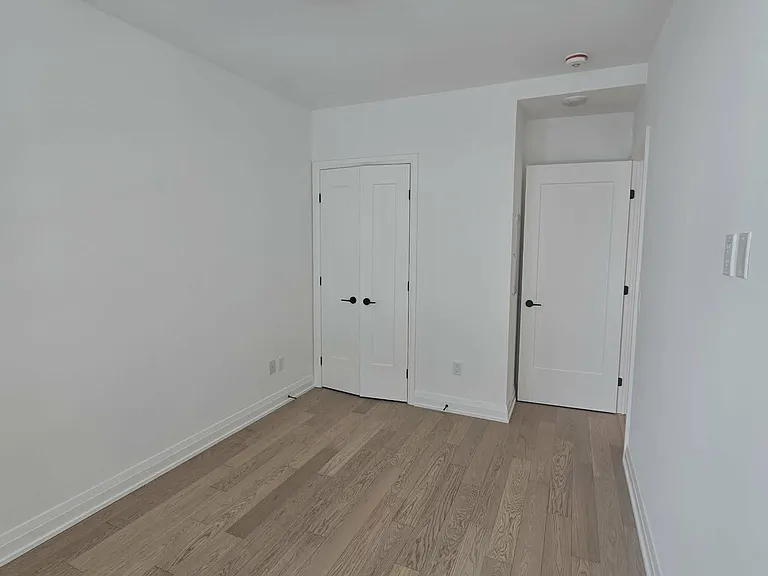 505 Glencairn Ave #202 — Photo 16