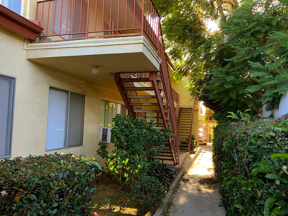 Apartment building walkway