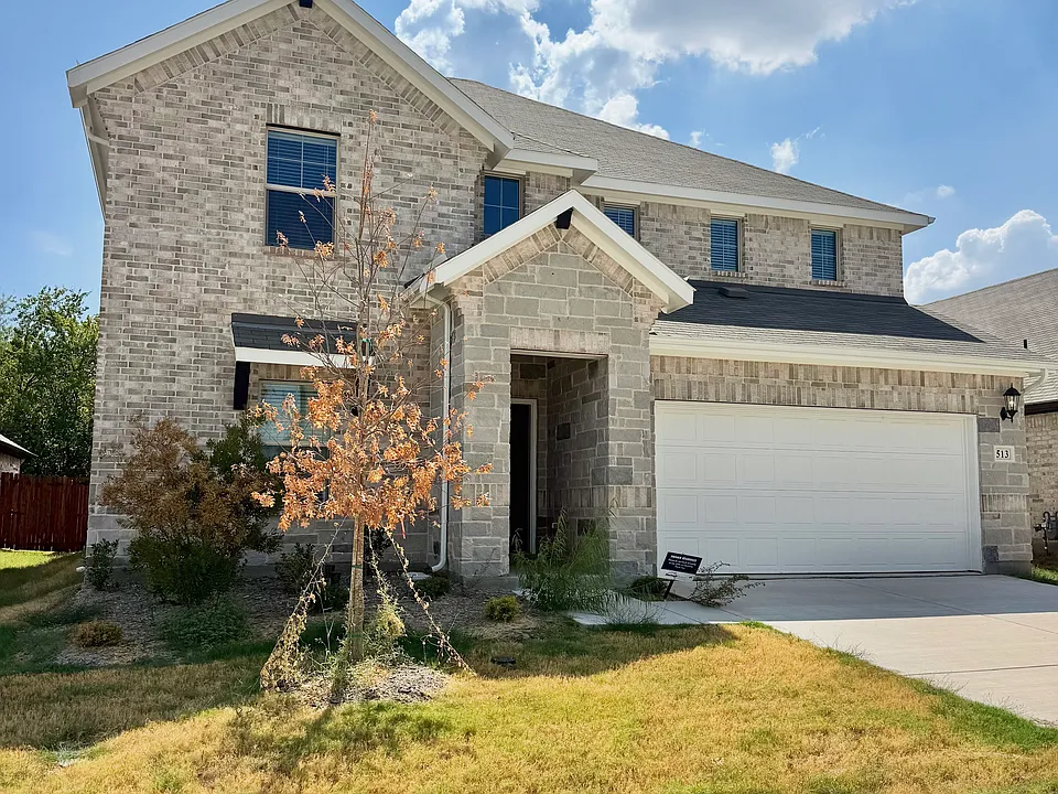 513 Midnight Oak Dr