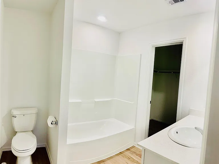 26715 Cenzontle Dr — Photo 12