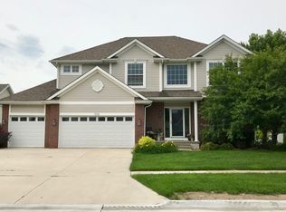 1016 NE 41st St, Ankeny, IA 50021