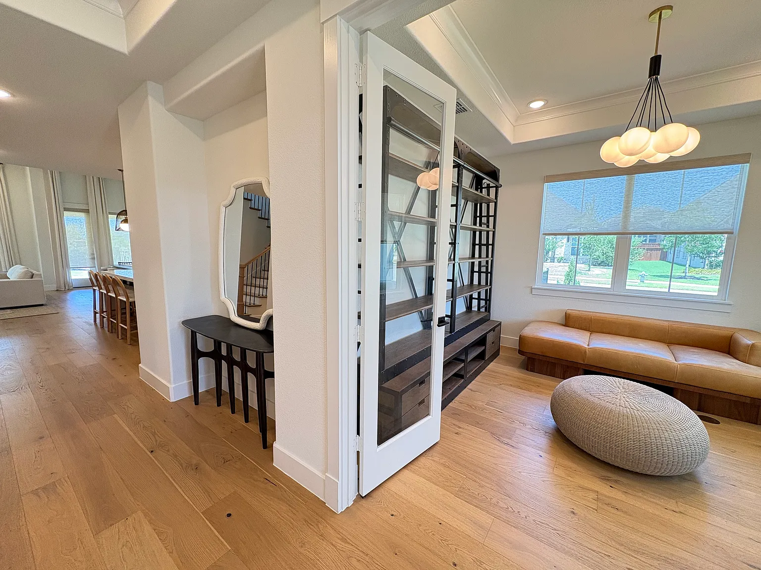 4 bed, 3.5 bath, 3260 sqft, $5,500 — Photo 4