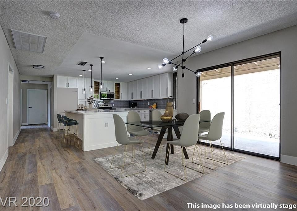 1st image of 3324 Calle De Corrida