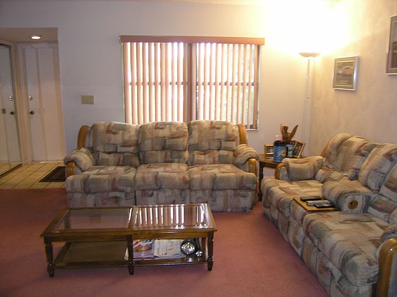 3rd image of 9430 Scott Dr