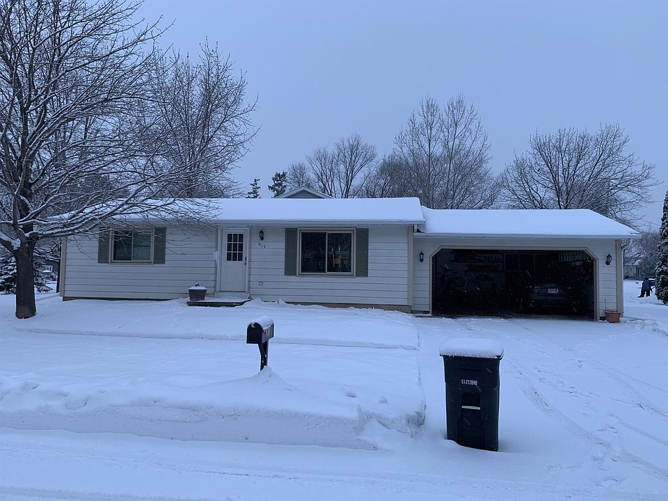 1st image of 915 Bauman St