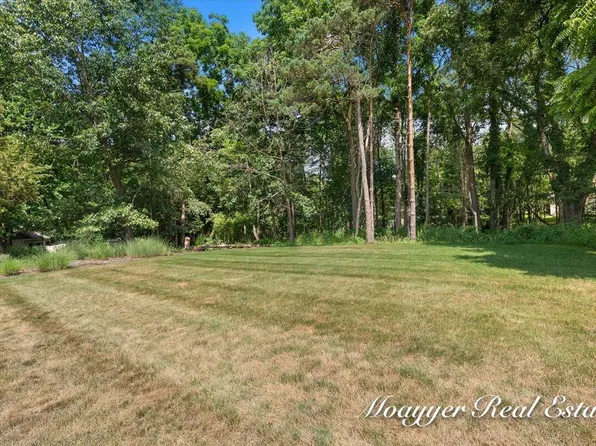 2549 Ashwood Ct SE, Ada, MI 49301