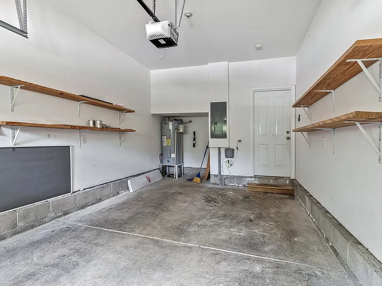 3724 Shane Point Pl — Photo 24