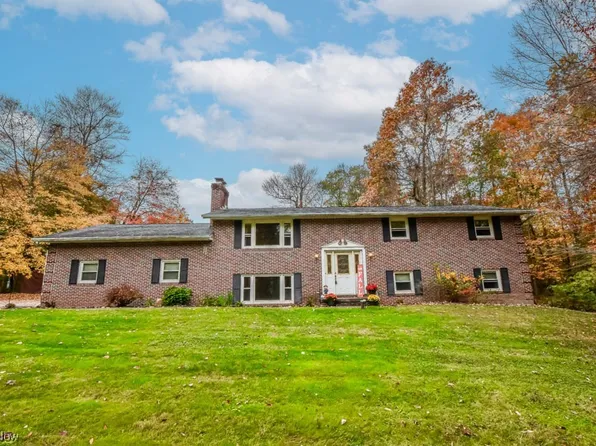 2735 Ravenna Ave SE, East Canton, OH 44730