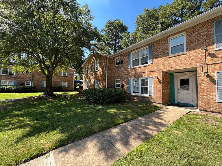 Great Bridge Apartments — Photo 6