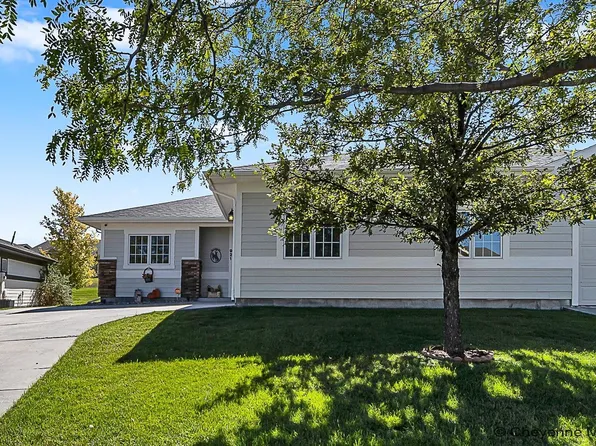 921 Whispering Hls, Cheyenne, WY 82009