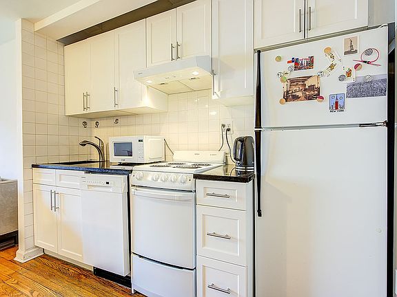 5th image of 45 Tudor City Pl APT 1607