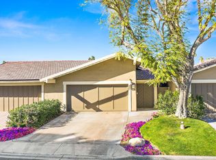 214 Running Springs Dr, Palm Desert, CA 92211