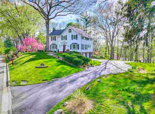 1902 Essex Ln, Jackson, MI 49203