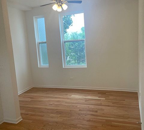 2nd image of 1510 N Elston Ave APT 3R