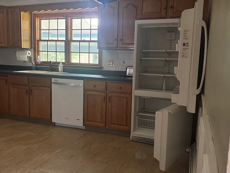 137 Newton Hill Rd — Photo 9