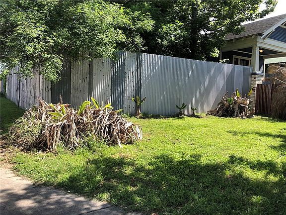 3rd image of 5201 Saint Claude Ave