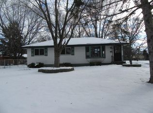 34 92nd Ln NE, Blaine, MN 55434
