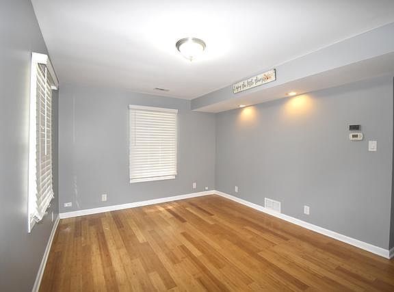 5th image of 11610 S Komensky Ave
